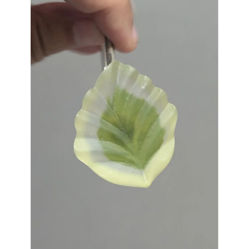 Vintage Frosted Resin Green Leaf Shower Curtain Hooks Set of 8 Botanical Decor